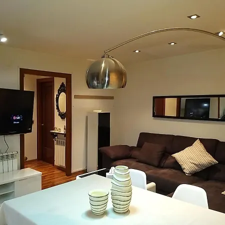 A 1a Linea Sant Llorenc De Montgai_ Whitehouse Apartment